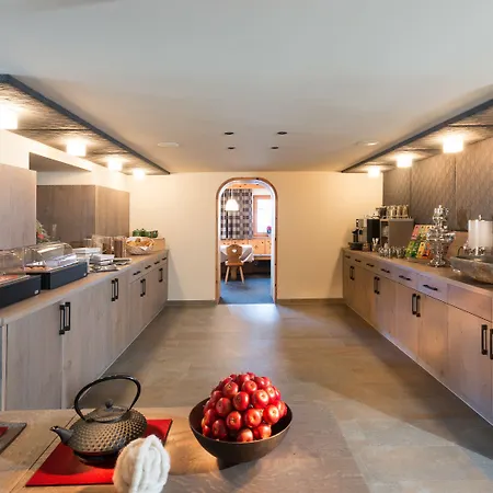 Gruenerhof בית הארחה זולדן