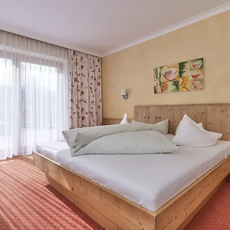 Gruenerhof 3*
