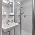 Gruenerhof بيت ضيافة 3*