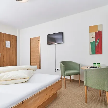 Gruenerhof Gæstehus 3*