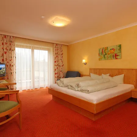 Gruenerhof 3*